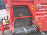 Silage-block distribution wagon Schuitemaker Amigo 30 S