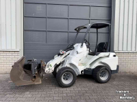 Wheelloader Avant 523