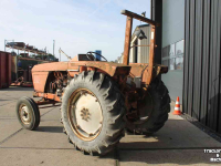 Oldtimers Renault 55 trekker tractor (R55)