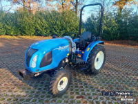 Tractor New Holland BOOMER 35