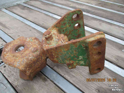Used parts for tractors Deutz D  SERIE 53717/4III