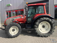 Tractor Valtra T130