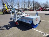 Other cleaning and sweeping machines and accessories M-Sweep VEEGMACHIN