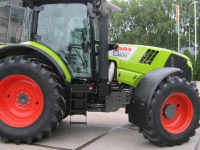 Tractor Claas ARION 620