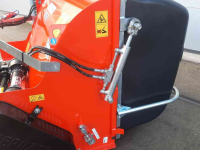 Other lawn and garden equipment and accessories Kubota Koala 1200 Klepelmaaier met opvang, verticuteermachine