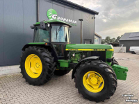 Tractor John Deere 3350