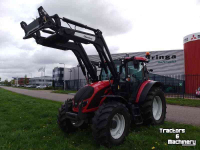 Tractor Valtra A114 HiTech 4