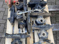 Used parts for tractors Case-IH diverse boventrekhaken Case IH MX serie en Mc Cormick