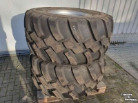 Wheels, Tyres, Rims & Dual spacers BKT 600/55R26.5 FL630