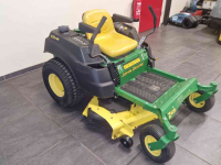 Ride-on mower John Deere Z425