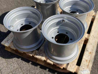 Wheels, Tyres, Rims & Dual spacers Weidemann set mini shovel velgen 13-15 ET0 voor banden 31x15,5x15