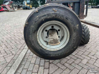 Wheels, Tyres, Rims & Dual spacers Vredestein 11.00-60-15 incl. 6 gaats velg