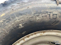 Wheels, Tyres, Rims & Dual spacers Vredestein 11.00-60-15 incl. 6 gaats velg