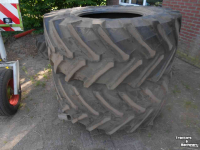 Wheels, Tyres, Rims & Dual spacers Pirelli 600/70r30 tm 900