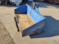 Tractor tipping boxes  Grondbak 1.8 mtr hydraulisch