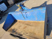 Tractor tipping boxes  Grondbak 1.8 mtr hydraulisch