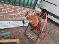 Irrigation pump Vincenzi & Gibertini Aftakaspomp V&g 2-80/8 op bok