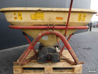 Fertilizer spreader Vicon Pendelstrooier