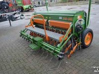 Seed drill Amazone D9 3000 special