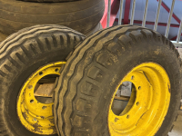 Wheels, Tyres, Rims & Dual spacers BKT BKT 13.065X18 BKT AW702 WIEL 8-221-275