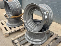 Wheels, Tyres, Rims & Dual spacers  Case 13.00-25/1.4 velg voor 17.5R25 - 12 gaats