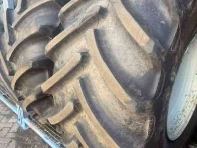 Wheels, Tyres, Rims & Dual spacers Mitas 800/65R32