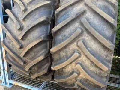 Wheels, Tyres, Rims & Dual spacers Mitas 800/65R32
