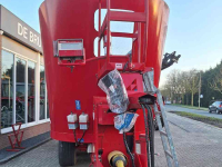 Vertical feed mixer Trioliet SOLOMIX2 2400 VLHBT