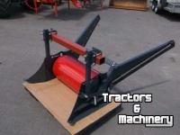 Onion harvester  Fentum uienopname / zwadopname