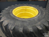 Wheels, Tyres, Rims & Dual spacers John Deere 800/65 R32 wielen  Grote ZF Steek