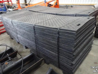 Other earthmoving and heavy equipment and accessories  Kunststof afm 300 x 100 x 20