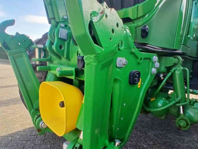 Tractor John Deere 6R250