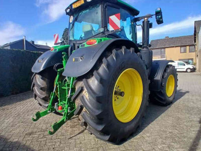 Tractor John Deere 6R250