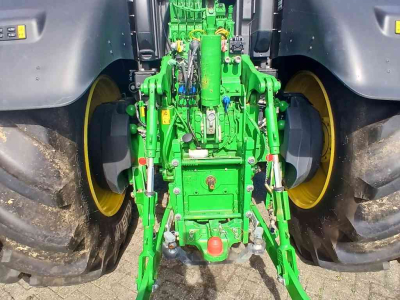 Tractor John Deere 6R250