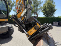 Excavator mobile Liebherr A914 met Draaikantelstuk
