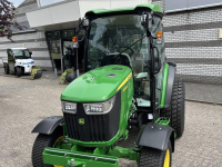 Small-track Tractor John Deere 4066R
