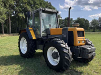 Tractor Renault 110-54 TZ