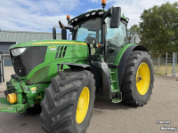 Tractor John Deere 6215R