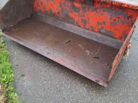 Tractor tipping boxes Peecon Trekkerbak grondbak schepbak