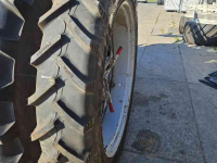 Wheels, Tyres, Rims & Dual spacers  Molcon 7-ster 12.4R46. 300/95R46