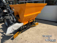 Sawdust spreader for boxes Giant ZV600LF