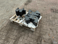 Frontweights Case IH 6 x 45 KG Frontgewichten + Middentrekhaak