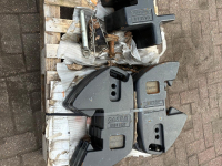 Frontweights Case IH 6 x 45 KG Frontgewichten + Middentrekhaak