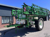 Fieldsprayer pull-type CHD 5245