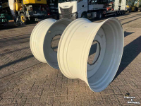 Wheels, Tyres, Rims & Dual spacers New Holland DW 20 x 42 vaste velgen ongebruikt