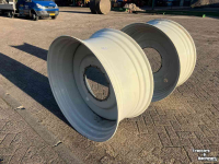 Wheels, Tyres, Rims & Dual spacers New Holland DW 20 x 42 vaste velgen ongebruikt