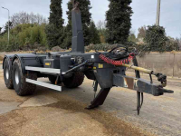 Hooked-arm carrier  18 TL