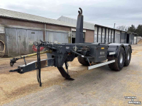 Hooked-arm carrier  18 TL