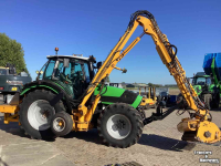 Tractor Deutz-Fahr M625 met Herder