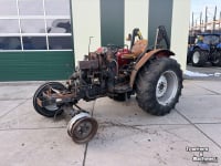 Tractor Case-IH IH Farmall 55A